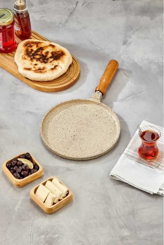 Granit Döküm Krep Ve Gözleme tavası 22 cm Krem