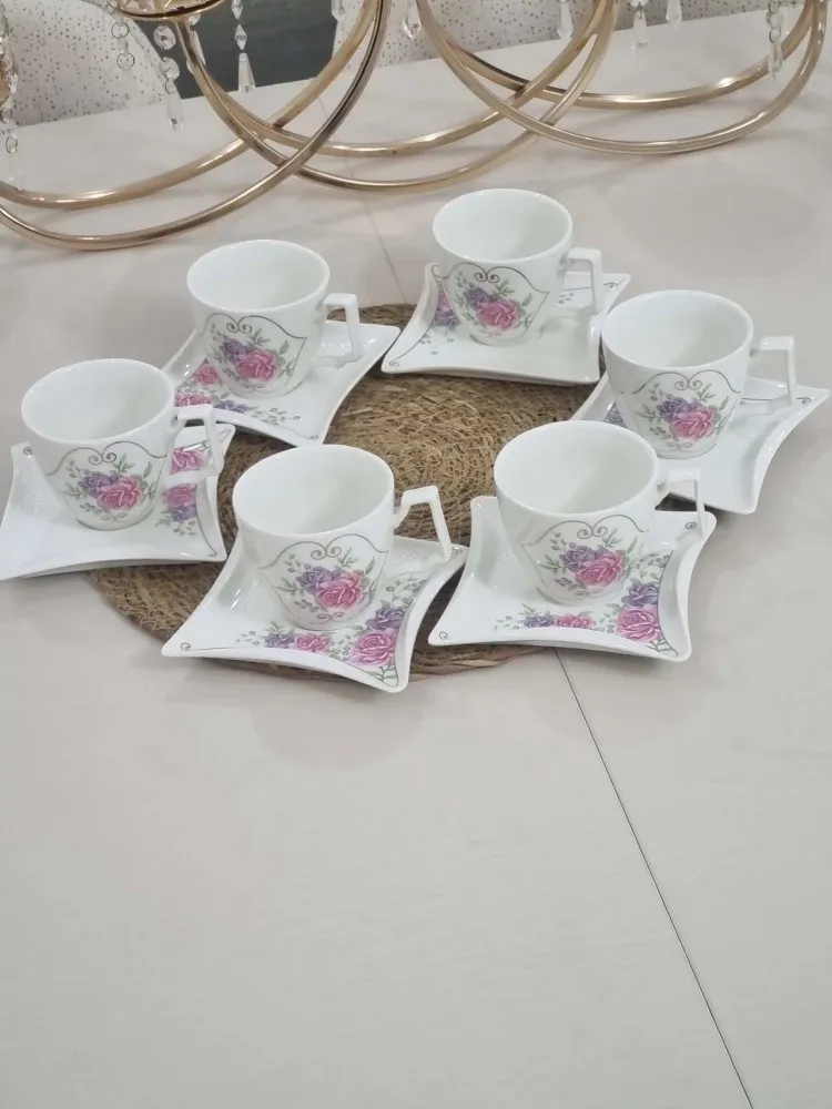 CVS 6 KİŞİLİK 12 PARÇA KARE ÇAY FİNCAN SETİ 