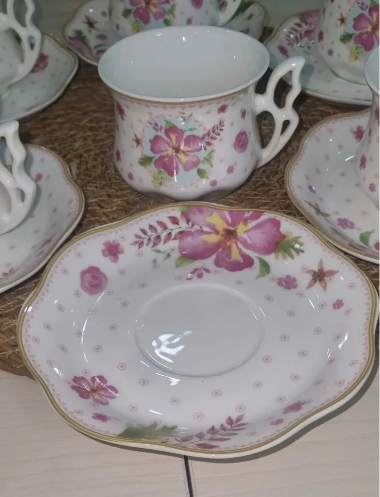 CVS 6 KİŞİLİK 12 PARÇA ÇAY FİNCAN SETİ DN41109