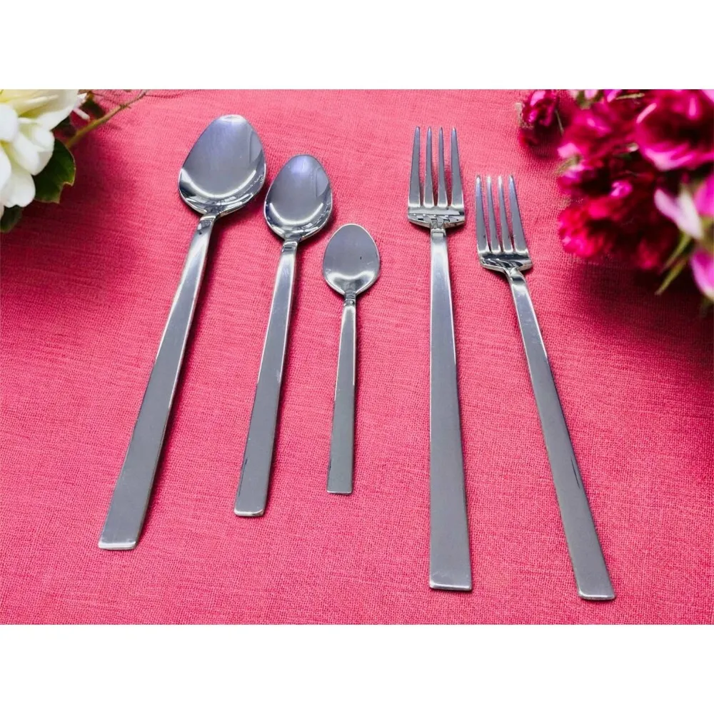 DefneSare Elif Model 60 Parça 12’Kişilik 18/10 Paslanmaz Çelik DefneSare Elif Model 60 Parça 12’Kişilik 18/10 Paslanmaz Çelik