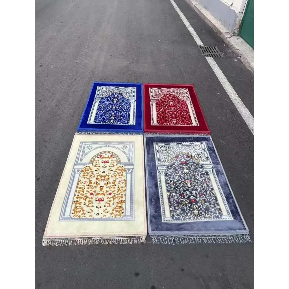 KADIFE SECCADE KAYMAZ TABAN(ISTEDIGINIZ DESENİ MESAJ YOLUYLA BILDIRIN )